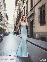 Evening Dress: Sans Pareil Collection 2017: V-001 