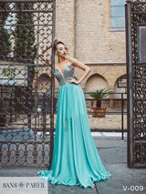 Evening Dress: Sans Pareil Collection 2017: V-009 