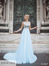 Evening Dress: Sans Pareil Collection 2017: V-027 