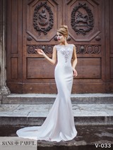 Evening Dress: Sans Pareil Collection 2017: V-033 