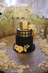 Natalya Cake: Black and Gold