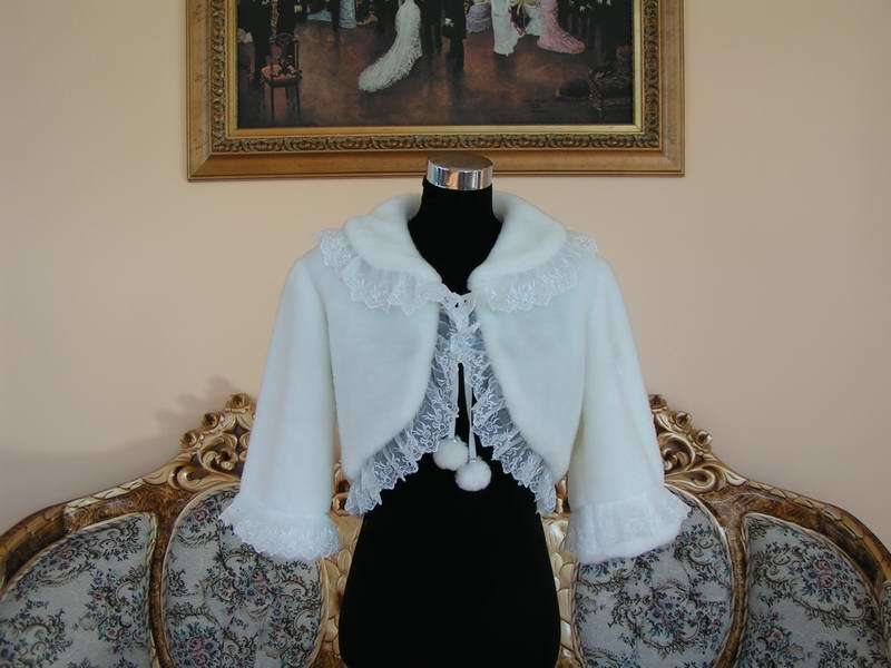 Ivory ¾ Wide Ended Sleeve Fur Bolero with Tulle Lace Trimmings